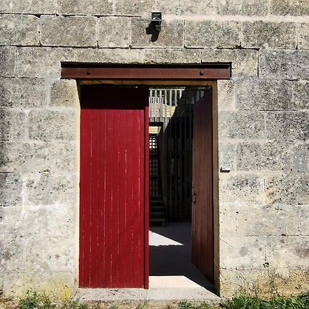 Gite De Charme Au Coeur De L'Entre-Deux-Mers Haux  Kültér fotó